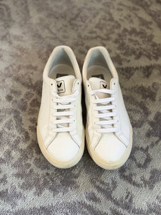Veja Shoes - VEJA Esplar Leather White Sneakers